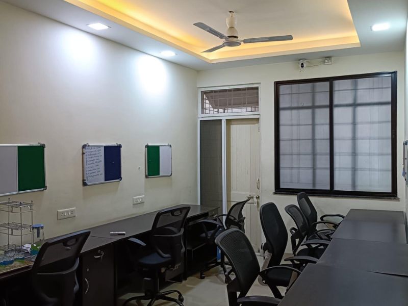 Move-in Ready 950 Sqft Furnished Office for Rent in Sadashiv Peth Pune | Corporate Environment