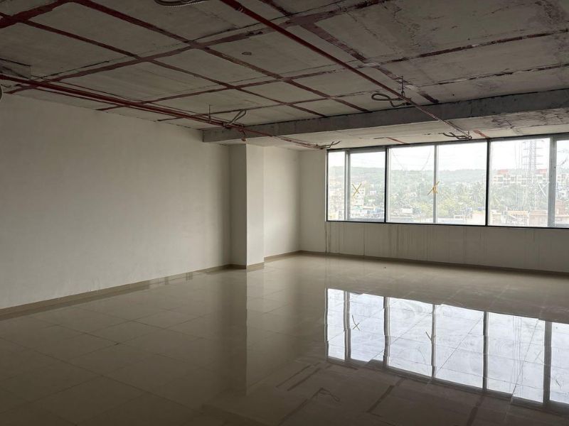 Unfurnished 1,665 sq ft Prime Office for Lease –  Near Mc Donalds, Sinhagad Road - Pune