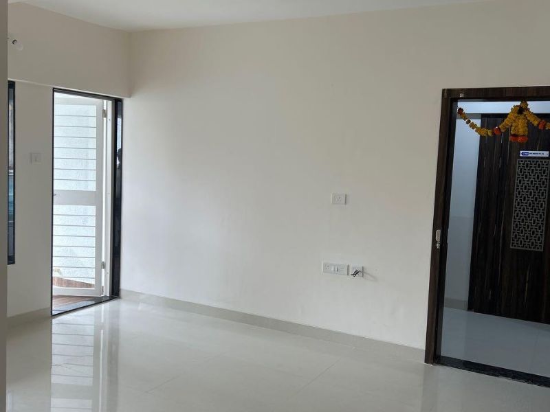 Spacious 1150 Sqft Office for Rent in Kothrud near City Pride – Ideal for Professionals & Startups - Pune