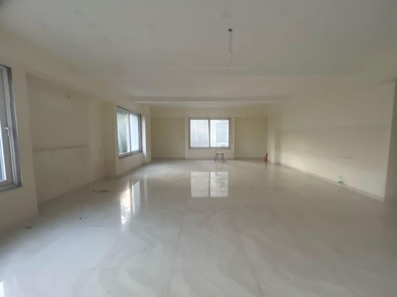 Available Unfurnished Office Space For Rent Near Mc Donalds, JM Road, Deccan - Pune