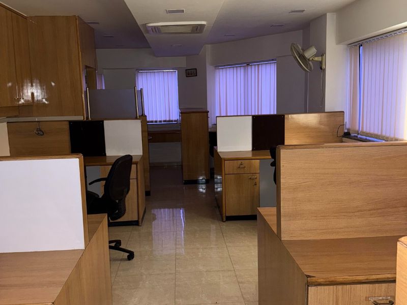 Elegant 650 Sqft Furnished Office near Symbiosis, Model Colony – Ideal for Corporates -Pune