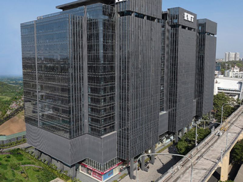 Fully Furnished 780 sqft Office for Rent near Hyundai Showroom, Shivajinagar - Pune