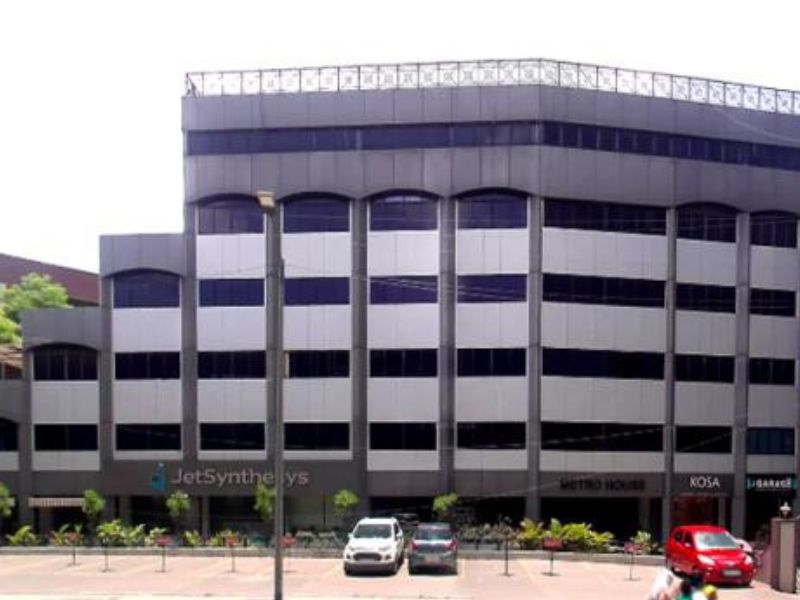 Metro House, Bund Garden, Near Conrad Hotel: Office For Lease – Prime Location, 1,300 sqft, Pune