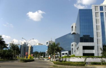 Cybercity Magarpatta office for Rent